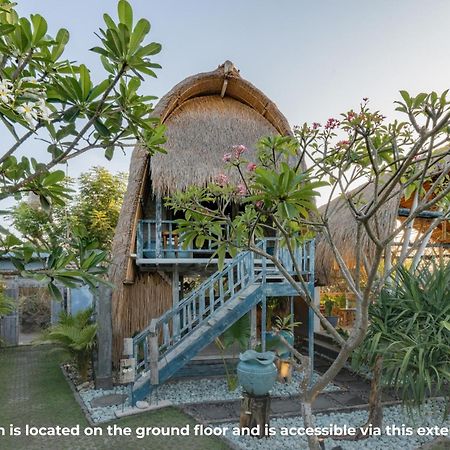 Laguna Biru Lembongan Esterno foto
